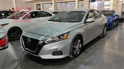 نیسان ئەلتیما